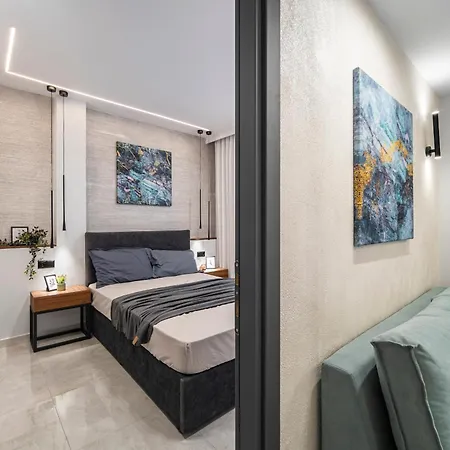 P Deluxe 9 Apartment